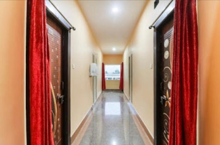 Hotel Lovely Inn ! Puri Exterior photo
